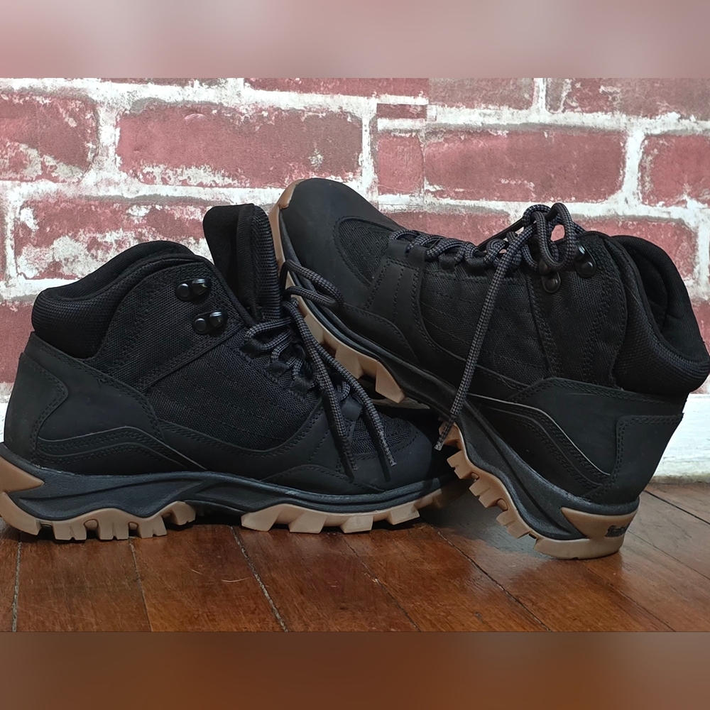 Mena Size 8 Black And Tan Hiking Boots,Rebolt,BSFP,by Timberland